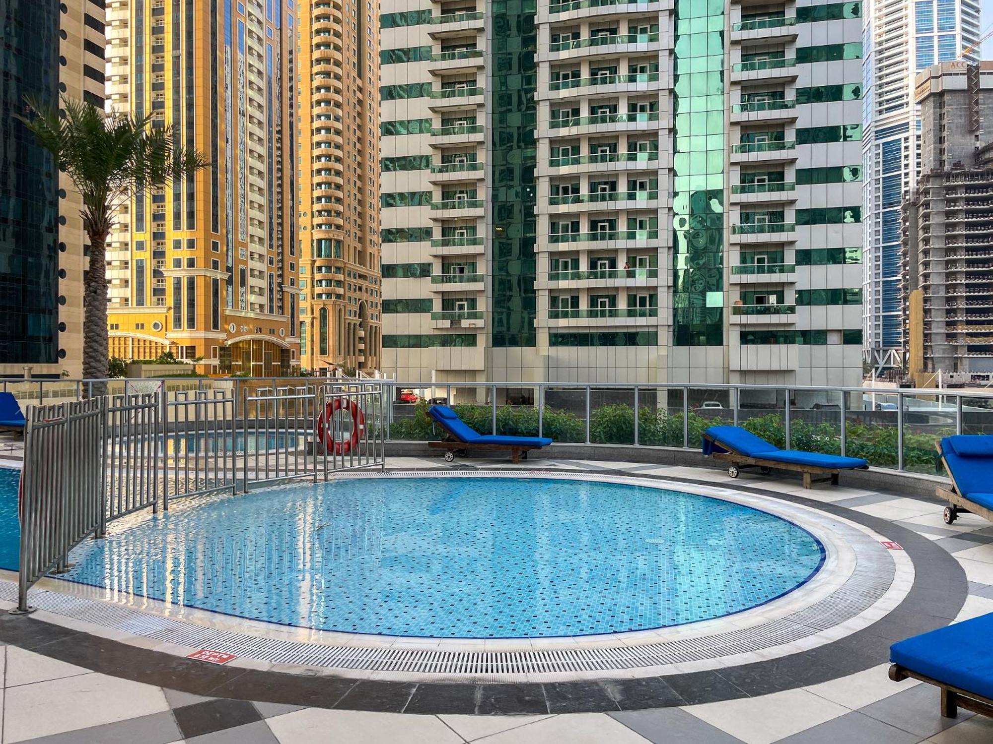 Torch 77 - By Saffron House Hostel Dubai Exterior photo