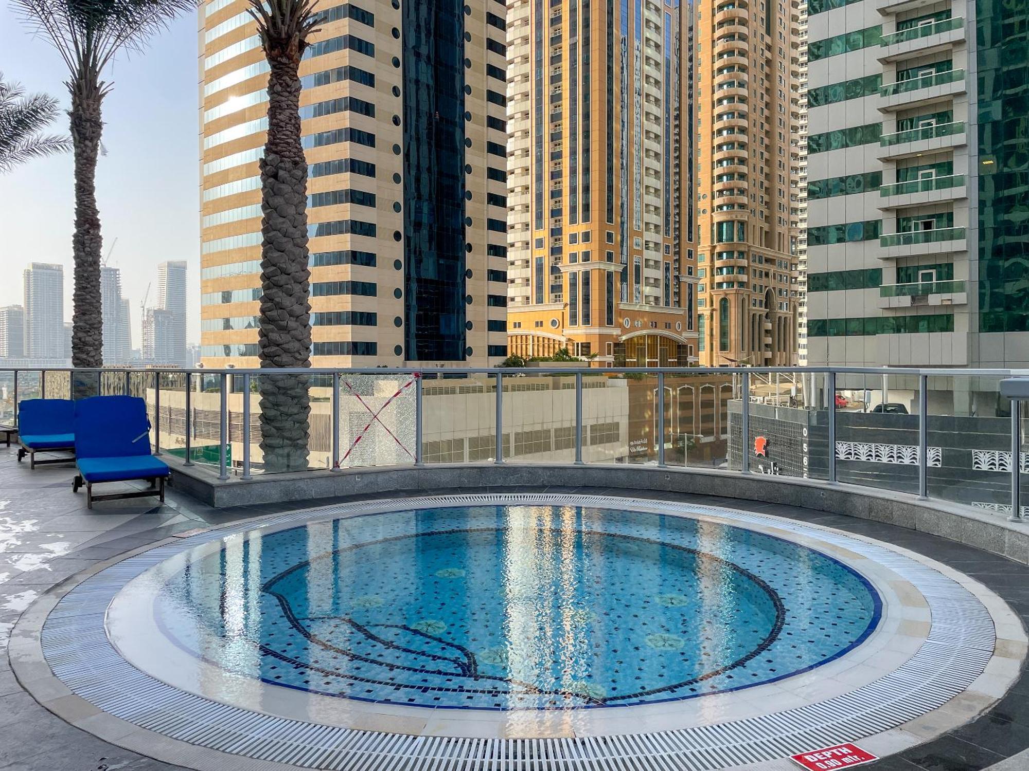 Torch 77 - By Saffron House Hostel Dubai Exterior photo